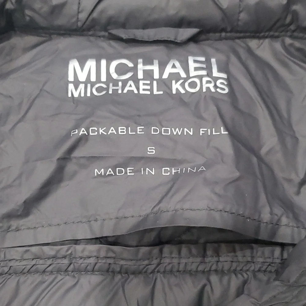 Black Micheal Kors Down Filled Jacket Size Small